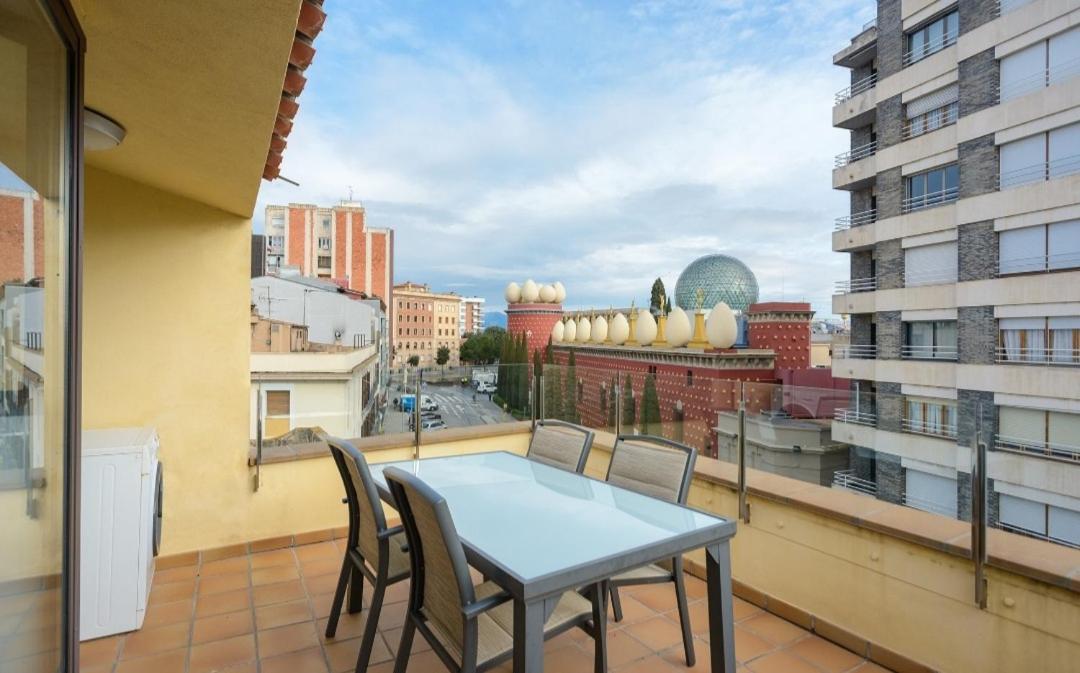 Ferienwohnung Apartamento Atico Enfrente Del Museo Dali Figueres  Exterior foto